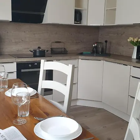 Boardingappartement Windeckblick, Ruhige, Zentrale Lage Mit Grossem Suedbalkon