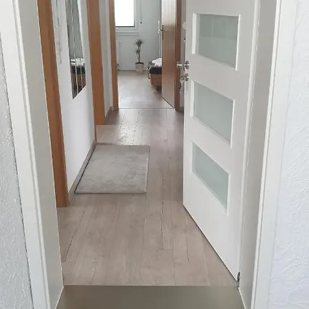 Apartamento Boardingappartement Windeckblick, Ruhige, Zentrale Lage Mit Grossem Suedbalkon Bühl