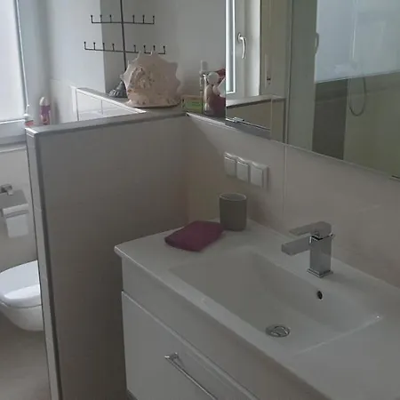 Boardingappartement Windeckblick, Ruhige, Zentrale Lage Mit Grossem Suedbalkon Lejlighed