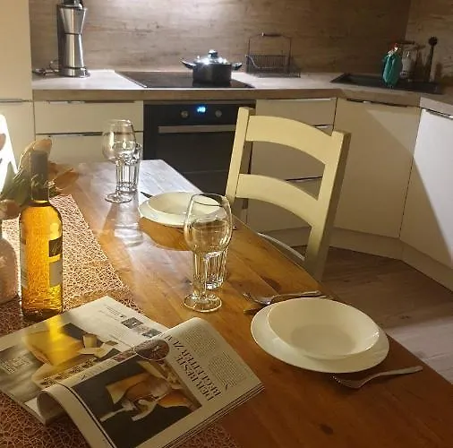 Boardingappartement Windeckblick, Ruhige, Zentrale Lage Mit Grossem Suedbalkon