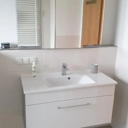 Boardingappartement Windeckblick, Ruhige, Zentrale Lage Mit Grossem Suedbalkon Apartment Buehl (Rastatt)