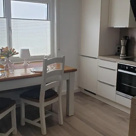 Boardingappartement Windeckblick, Ruhige, Zentrale Lage Mit Grossem Suedbalkon Apartment