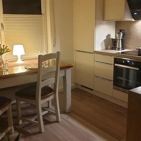 Boardingappartement Windeckblick, Ruhige, Zentrale Lage Mit Grossem Suedbalkon Apartment